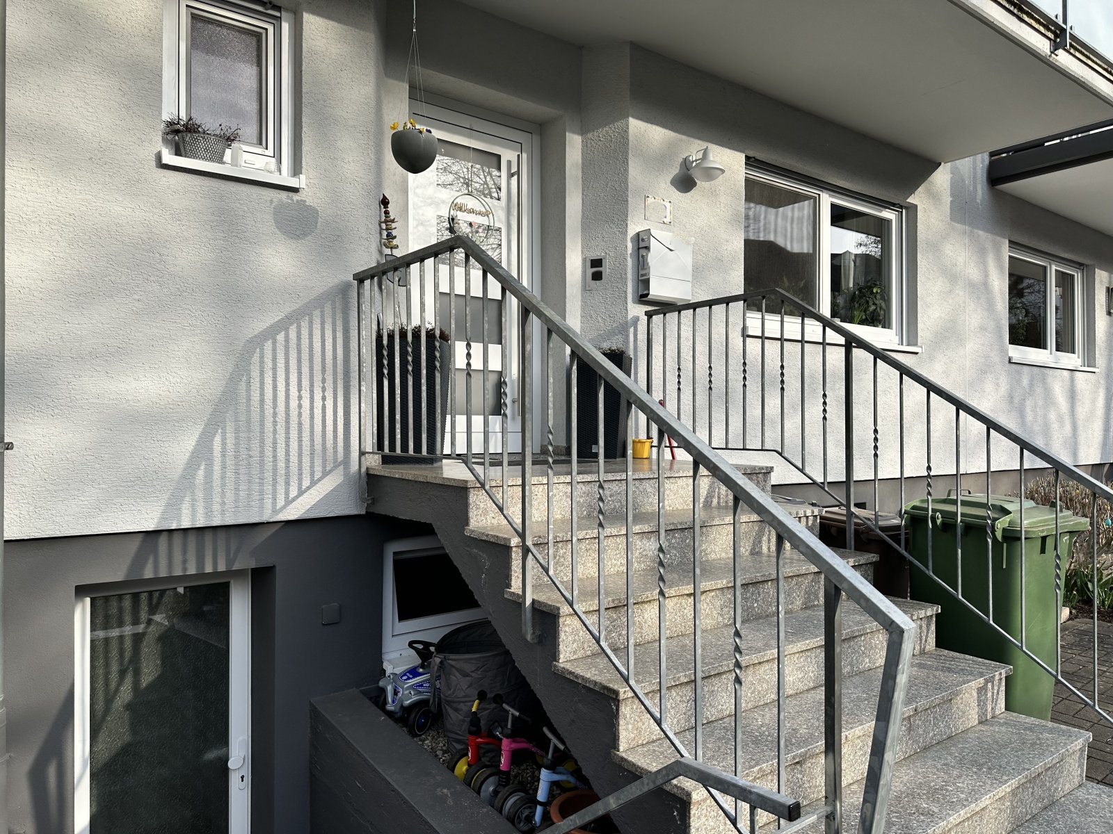 Ruhig und familienfreundlich! Reihenmittelhaus mit Garten und Stellplatz