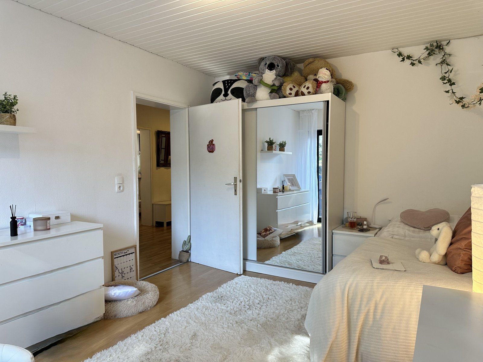 Ihr neues Zuhause: Lichtdurchflutete Erdgeschosswohnung mit Gartenidylle und Homeoffice