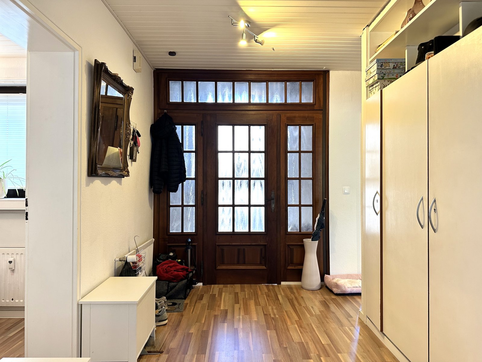 Ihr neues Zuhause: Lichtdurchflutete Erdgeschosswohnung mit Gartenidylle und Homeoffice