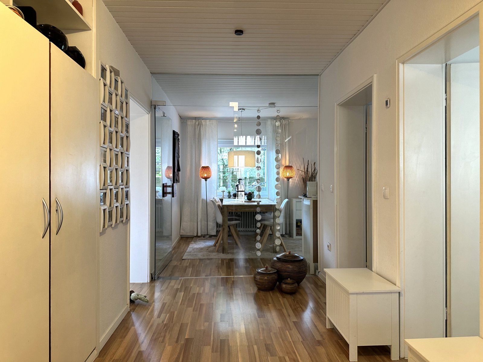 Ihr neues Zuhause: Lichtdurchflutete Erdgeschosswohnung mit Gartenidylle und Homeoffice