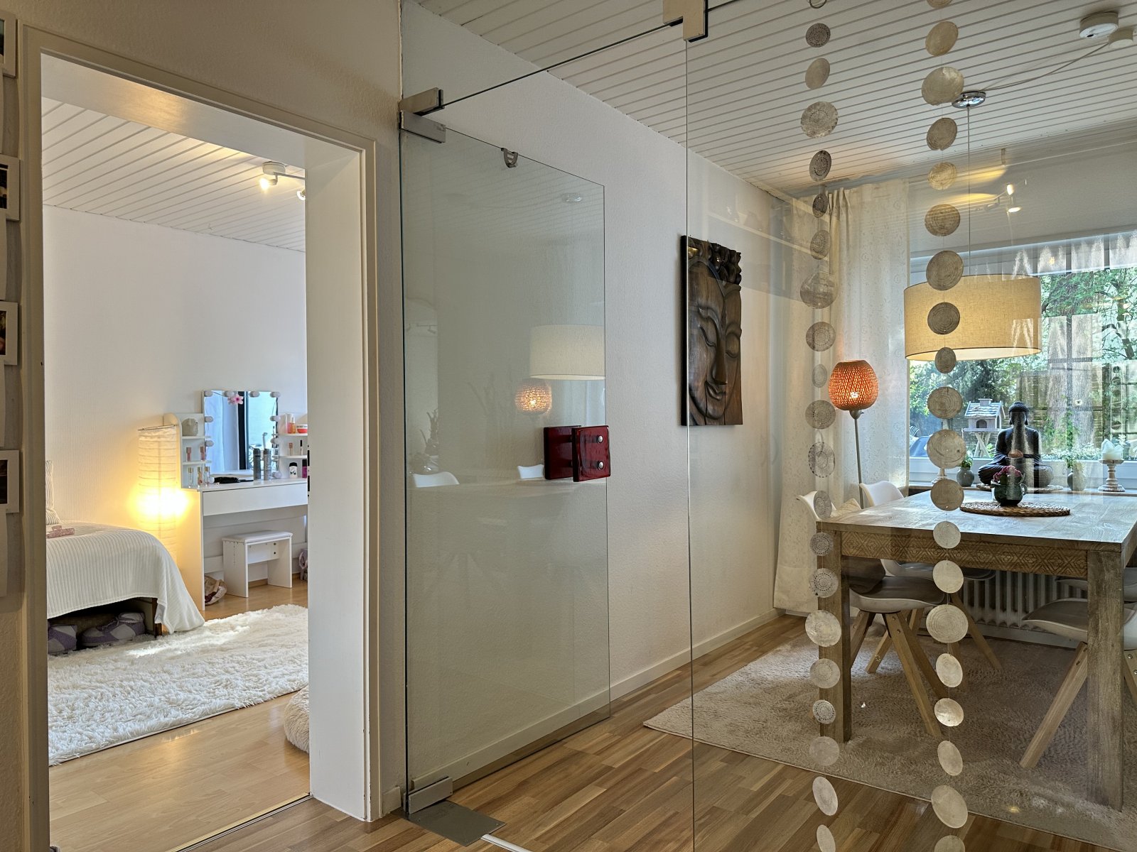 Ihr neues Zuhause: Lichtdurchflutete Erdgeschosswohnung mit Gartenidylle und Homeoffice