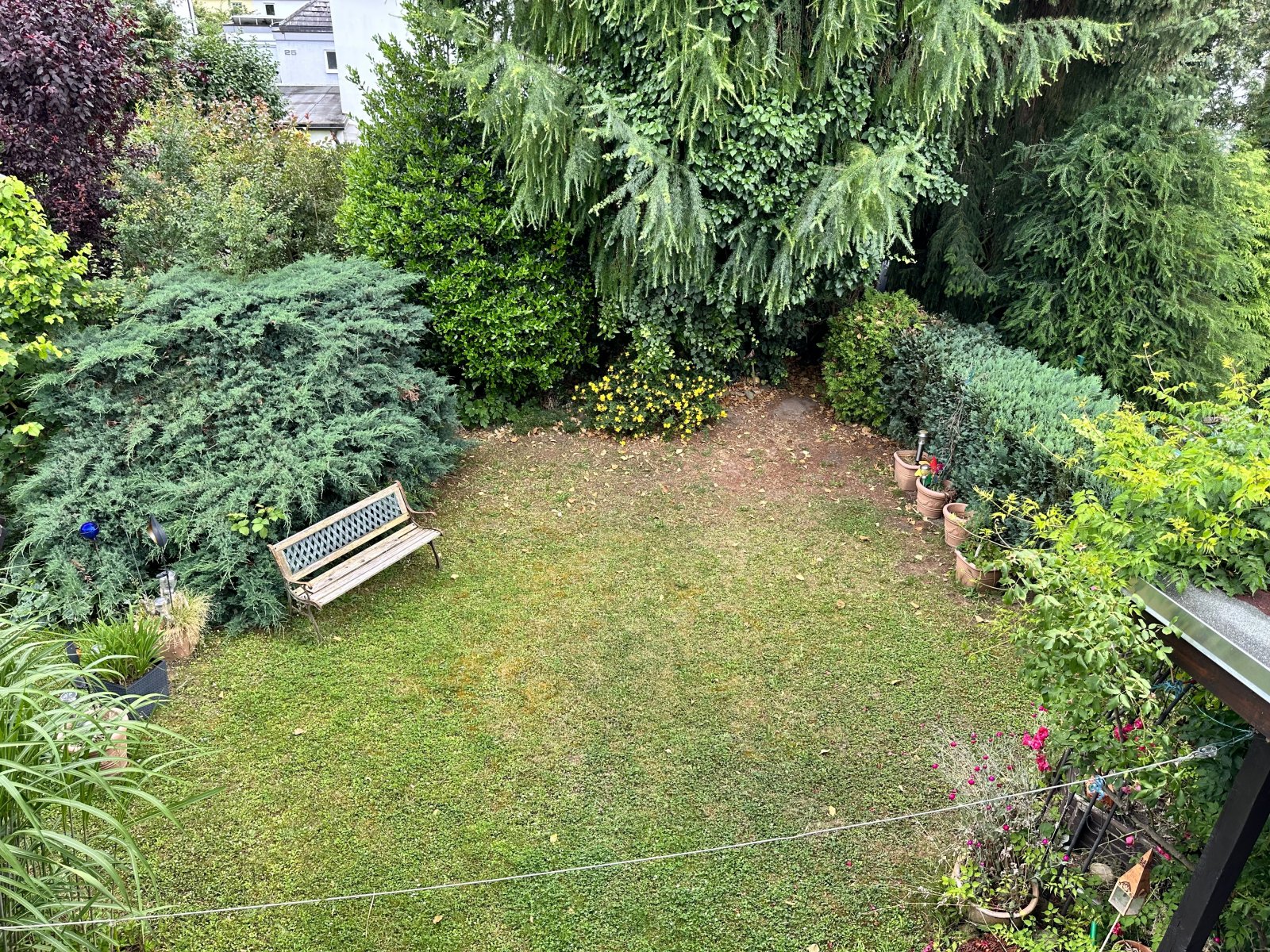 Wohnen mit Wohlfühlcharakter - Doppelhaushälfte mit Garten und Garage in beliebter Wohnlage