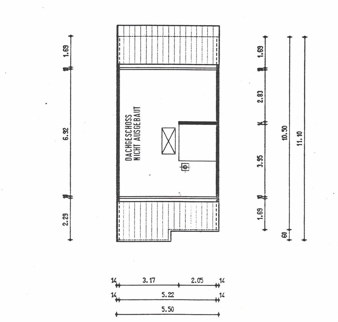 Erbbau: Reihenmittelhaus mit Garten und TG-Stellplatz, DG ausbaubar, derzeit vermietet