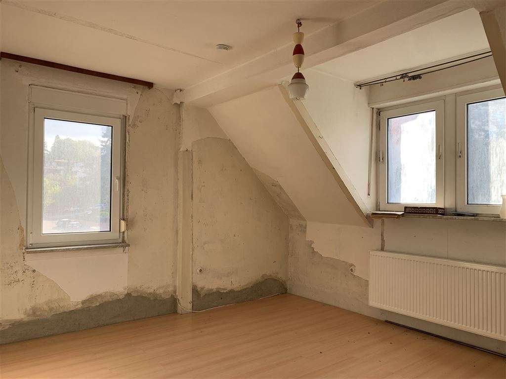 Stilvolles 3-Familienhaus mit zusätzlichem (Bau) - Grundstück