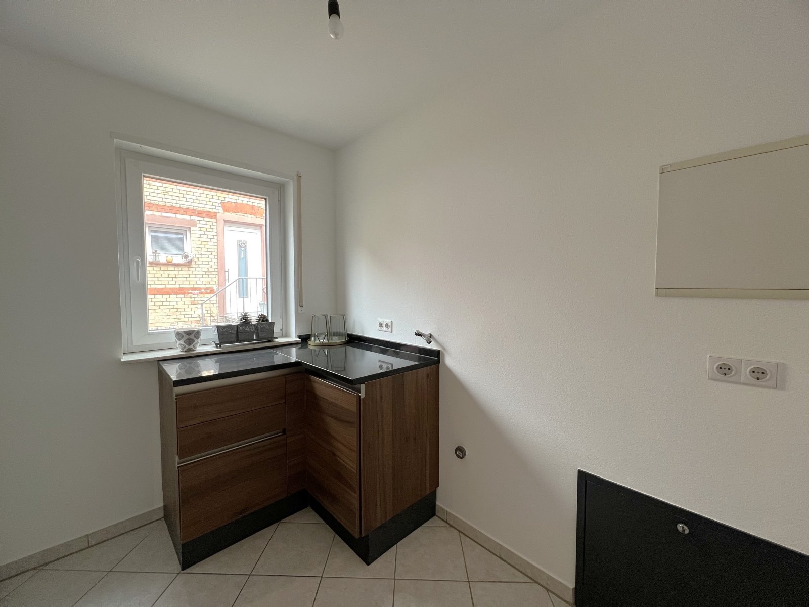 Charmante 2-Zimmer-Wohnung mit Einbauküche & Terrasse