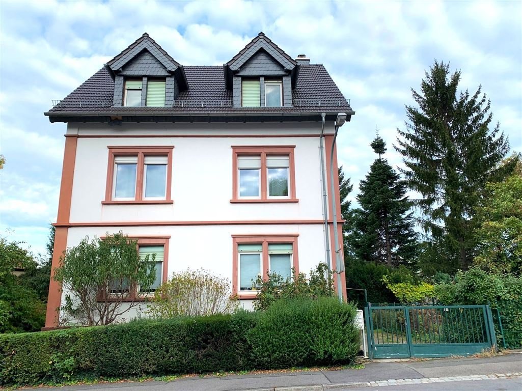 Stilvolles 3-Familienhaus mit zusätzlichem (Bau) - Grundstück