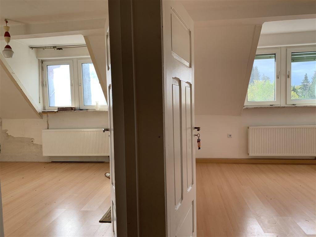 Stilvolles 3-Familienhaus mit zusätzlichem (Bau) - Grundstück