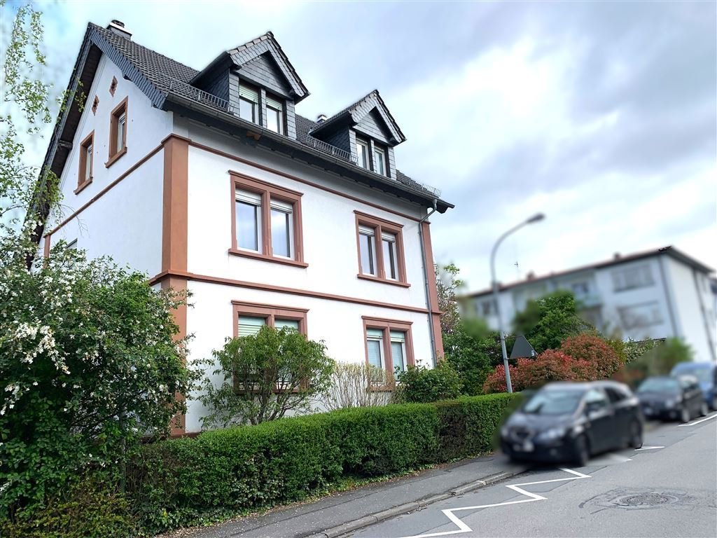 Stilvolles 3-Familienhaus mit zusätzlichem (Bau) - Grundstück