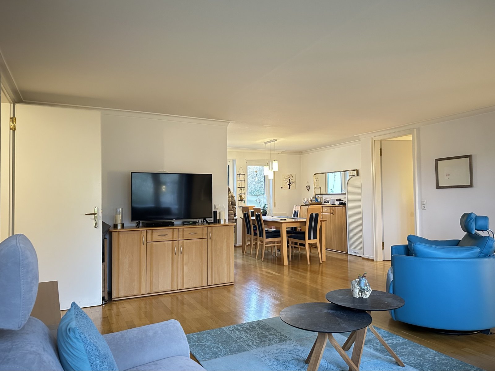 Großzügige 3-Zimmerwohnung in guter Lage mit Garage und Stellplatz