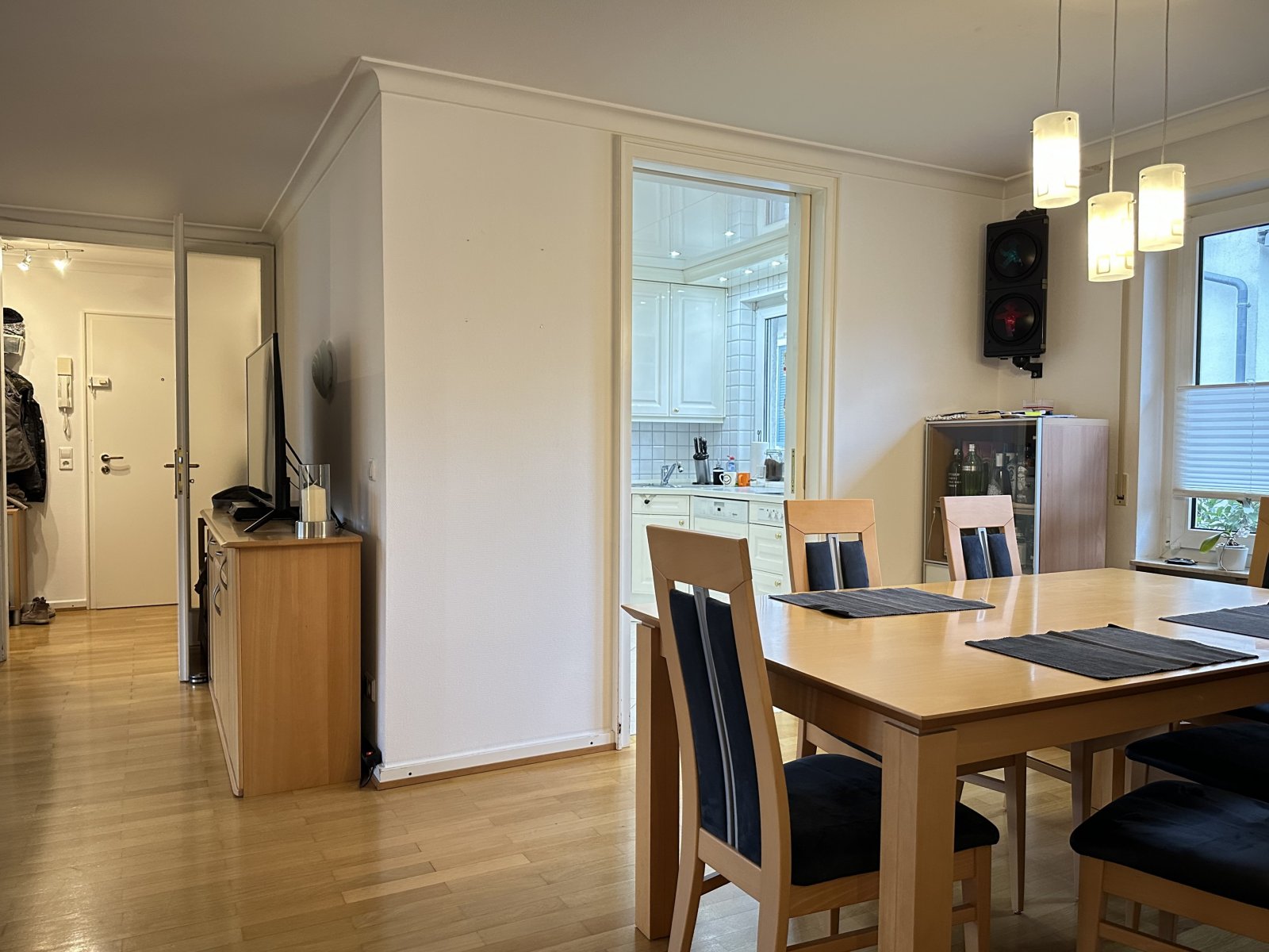 Großzügige 3-Zimmerwohnung in guter Lage mit Garage und Stellplatz