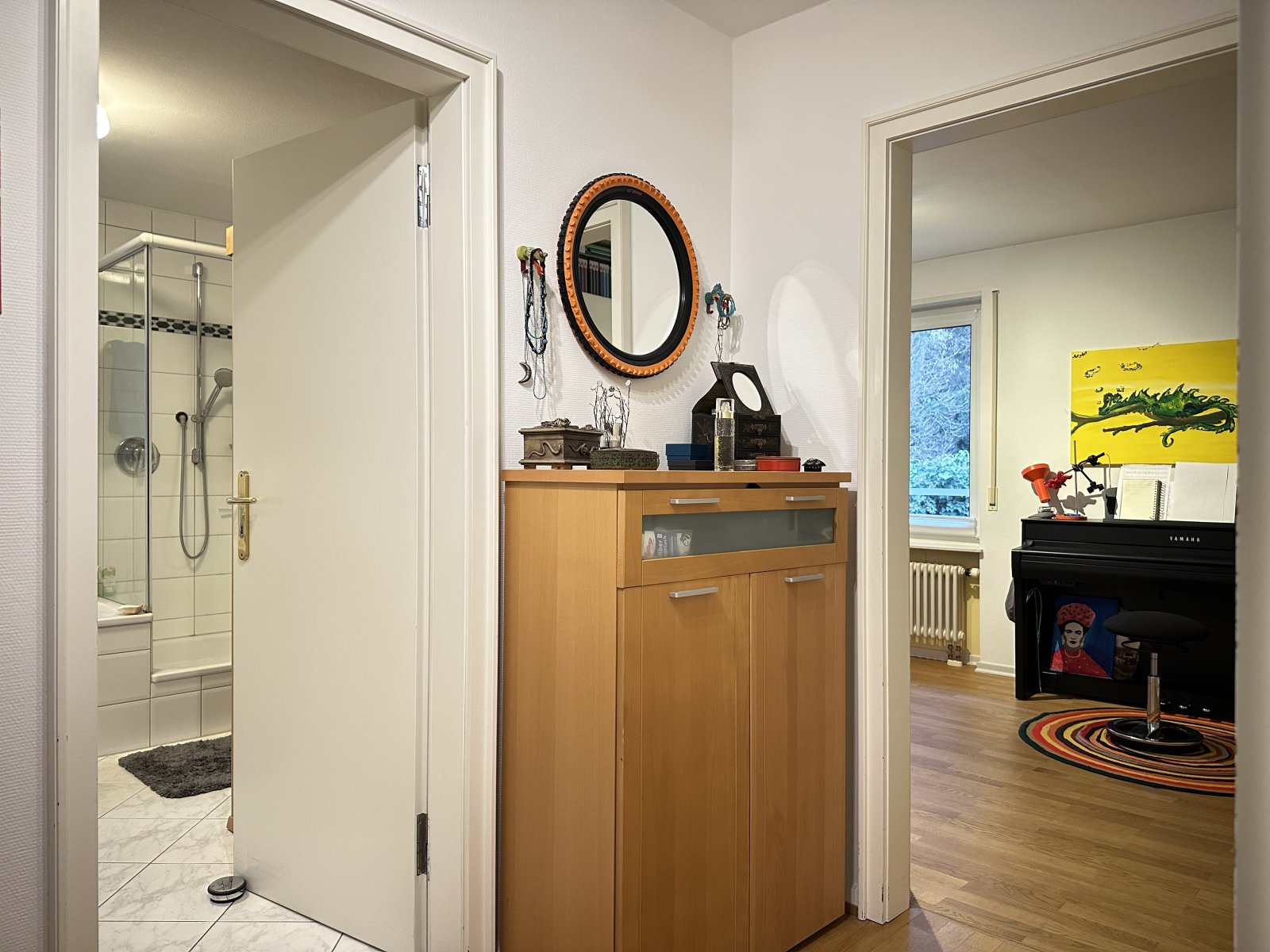 Großzügige 3-Zimmerwohnung in guter Lage mit Garage und Stellplatz