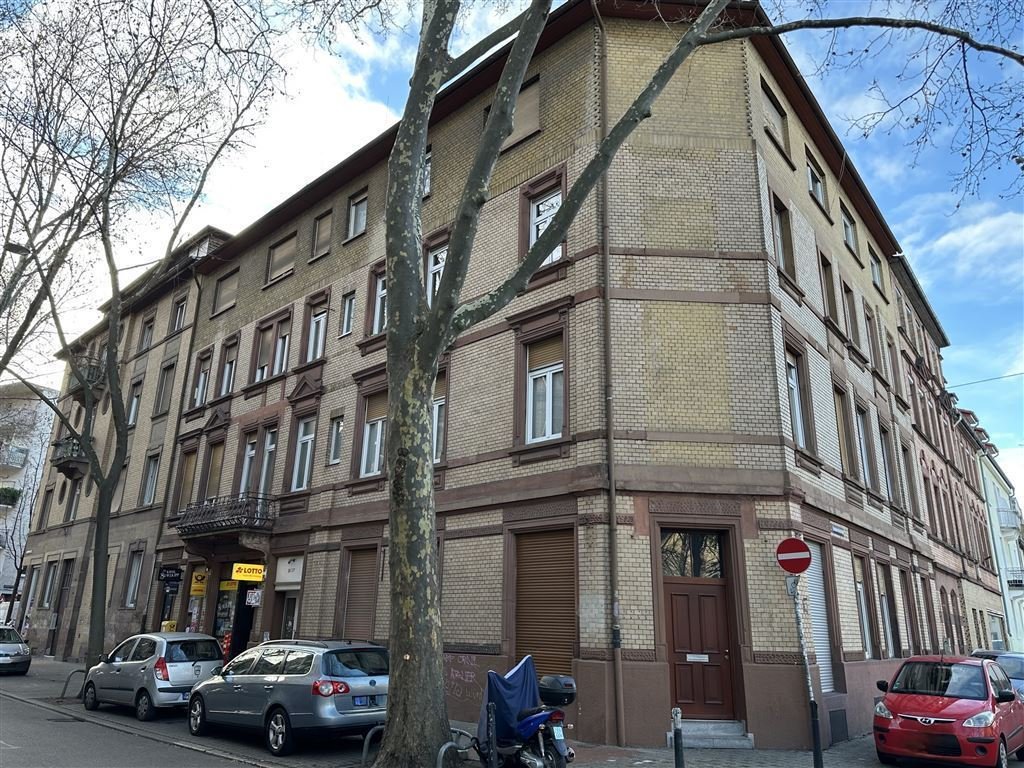 Mannheim: Modernisierter Altbau als Kapitalanlage mitten in der Neckarstadt! 