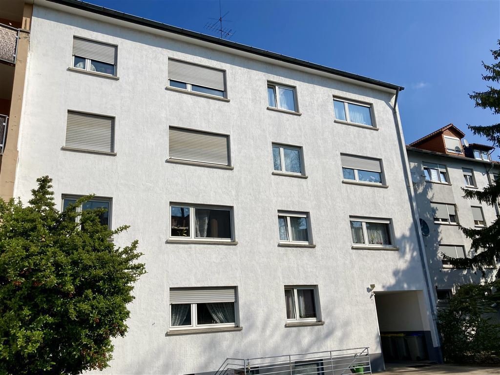 Mannheim: Gepflegtes Mehrfamilienhaus - ausbaufähig! (Erbpacht €1.078./Jahr)  