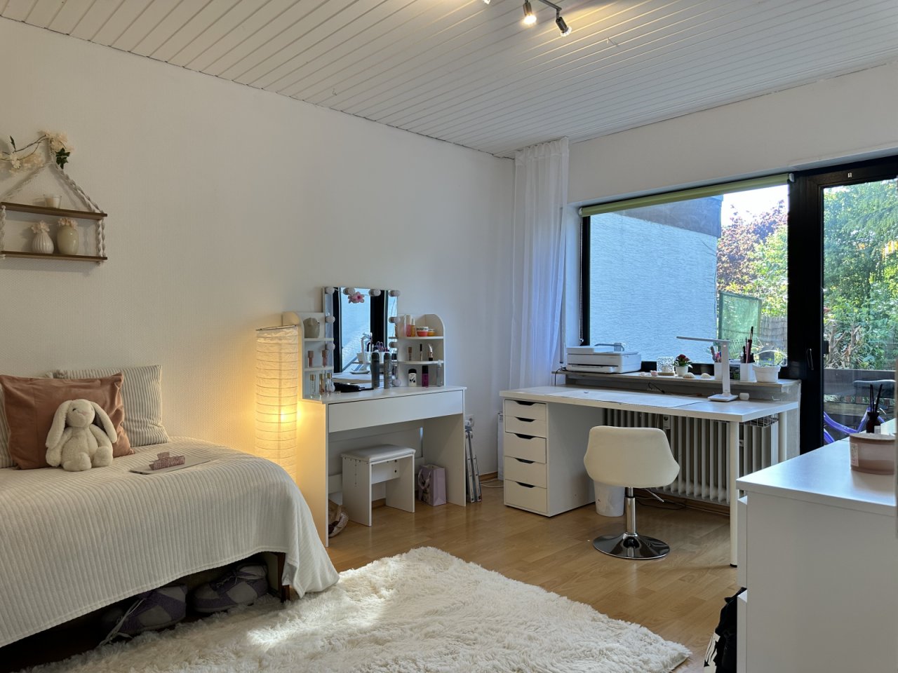 Zimmer mit Terrassenzugang