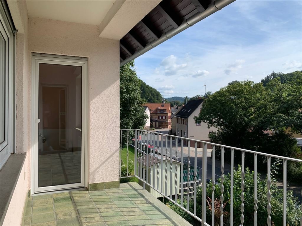 mit Sonnenbalkon mit Sonnenbalkon