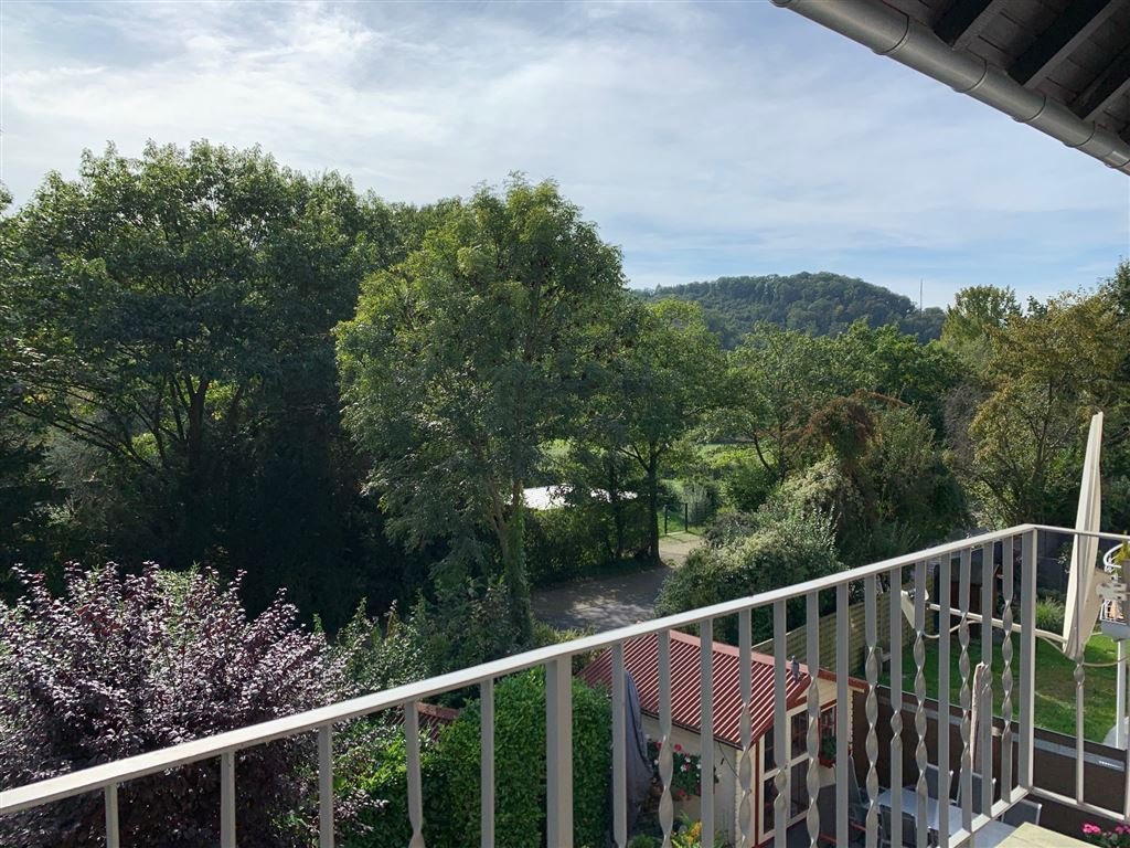 und Blick ins Grüne und Blick ins Grüne