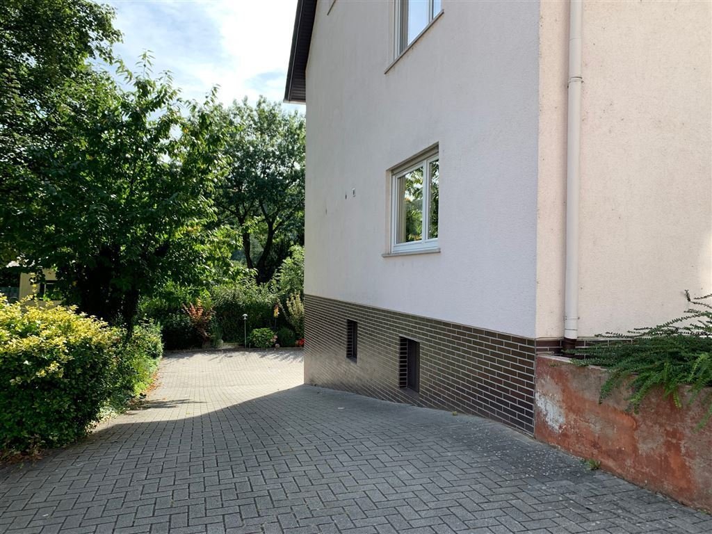 Einfahrt zum Hof Einfahrt zum Hof
