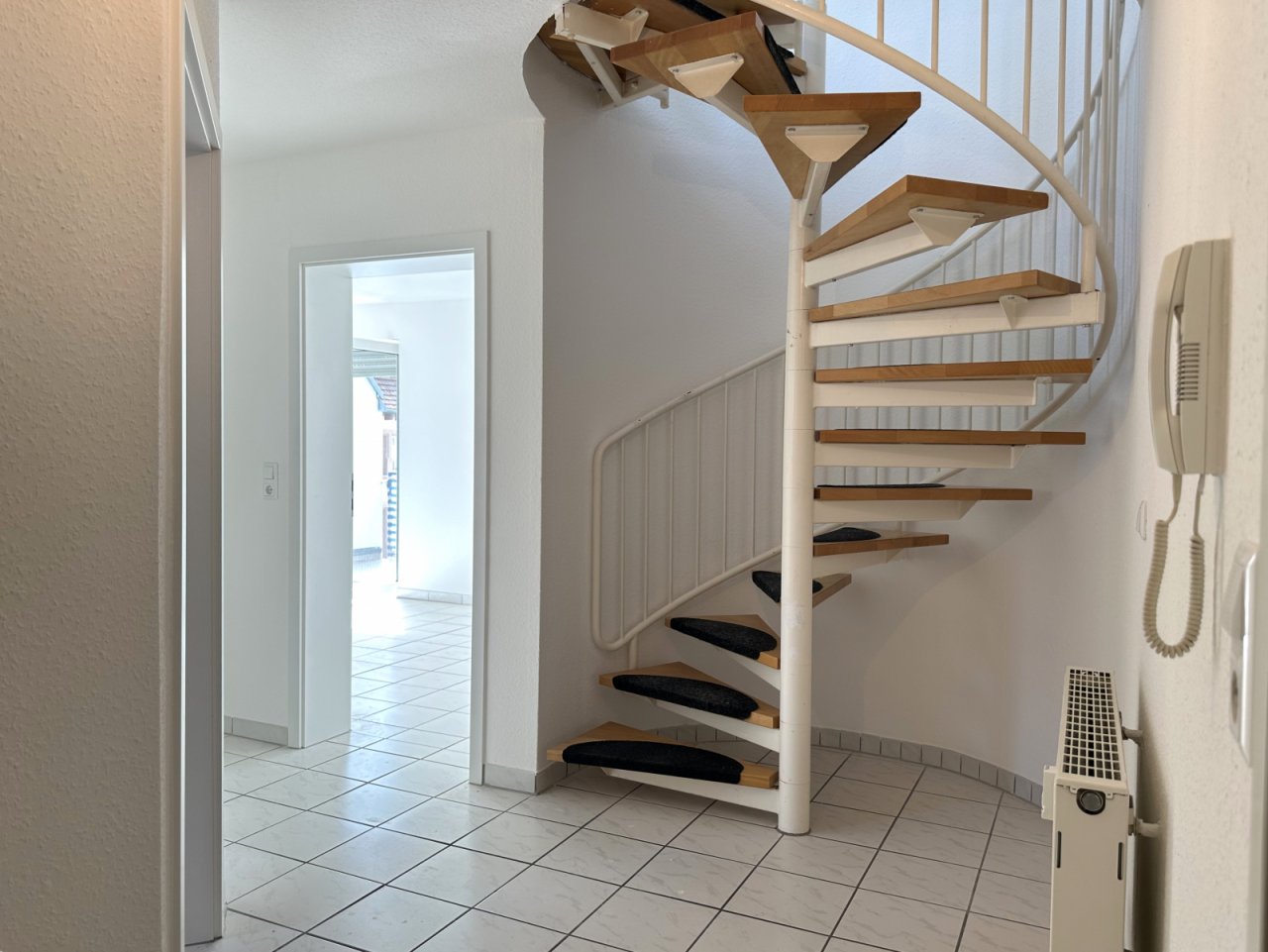 Treppe nach oben Treppe nach oben