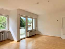 Wohnzimmer mit Essbereich Wohnzimmer mit Essbereich