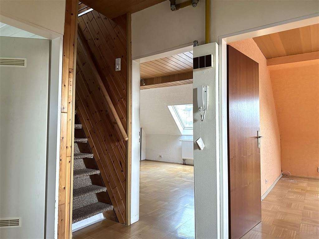 Zugang zum Dachspeicher Zugang zum Dachspeicher
