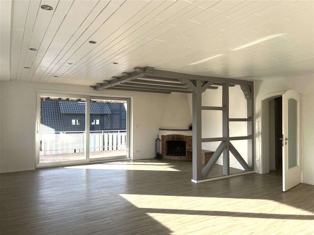 Wohnzimmer mit offenem Kamin Wohnzimmer mit offenem Kamin