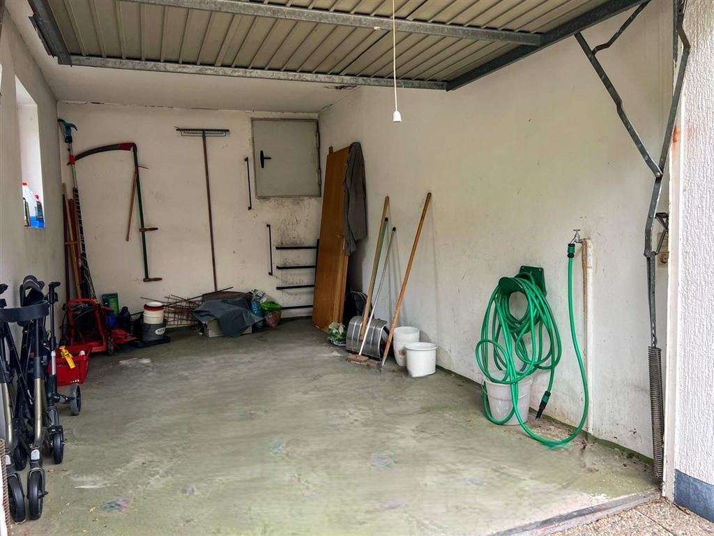 Garage Garage