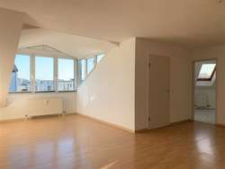 Schöne Dachgeschosswohnung Schöne Dachgeschosswohnung