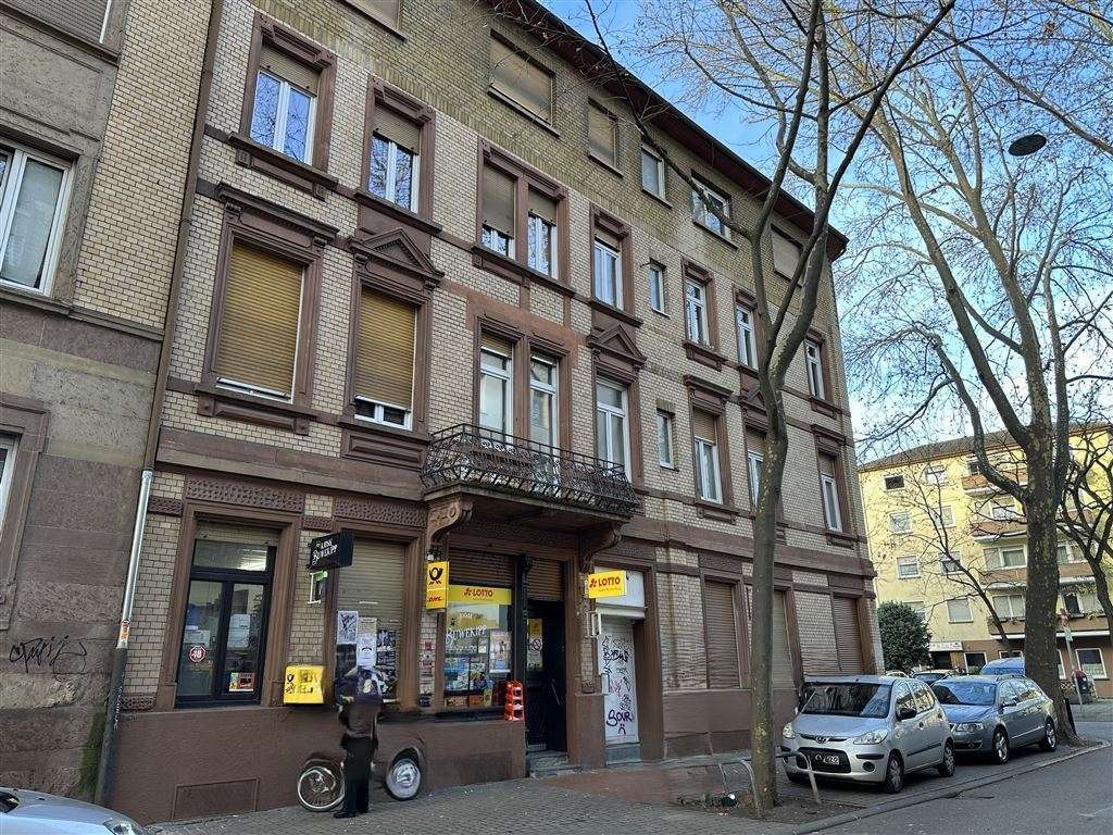 mit Ladengeschäft mit Ladengeschäft
