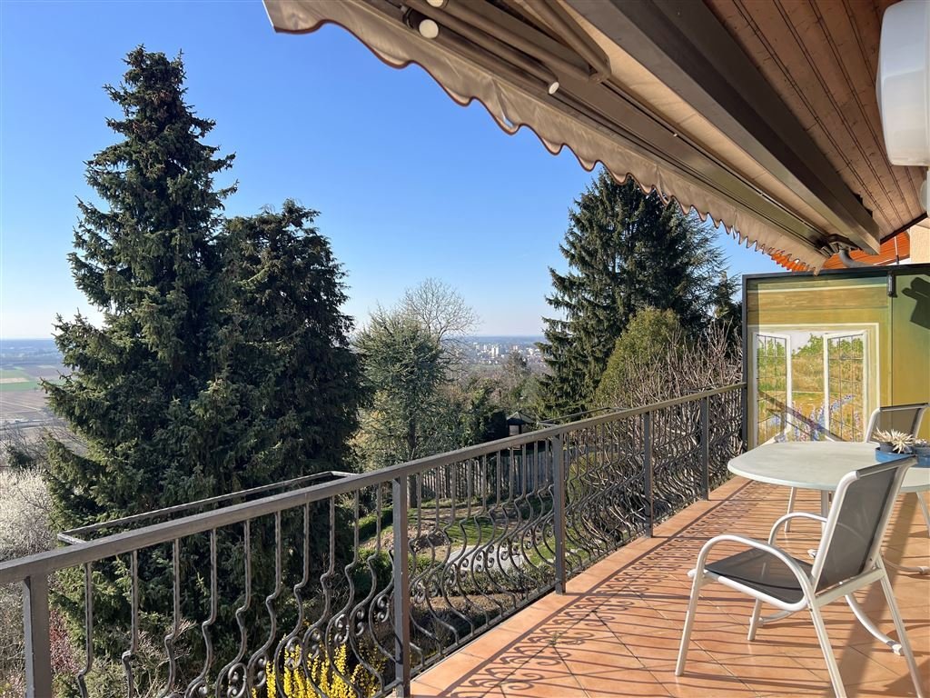Balkon OG Balkon OG