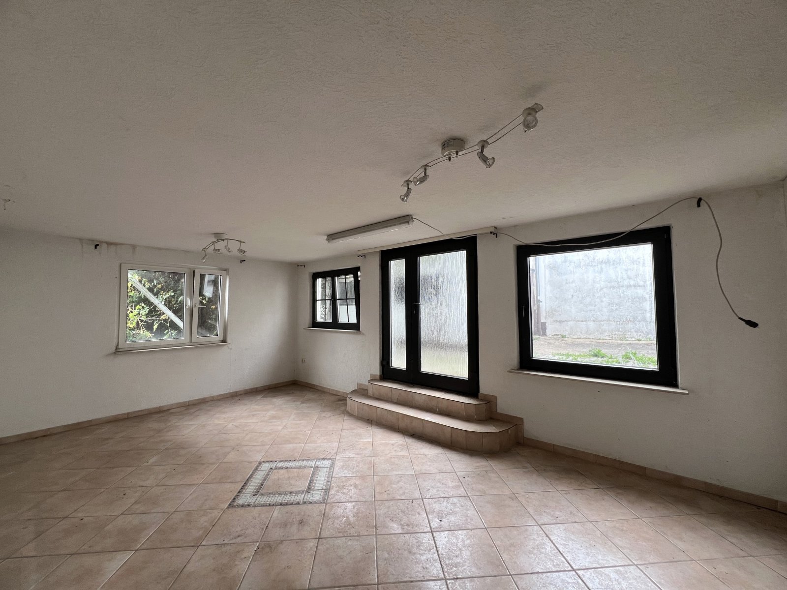 Zimmer Hinterhof Zimmer Hinterhof