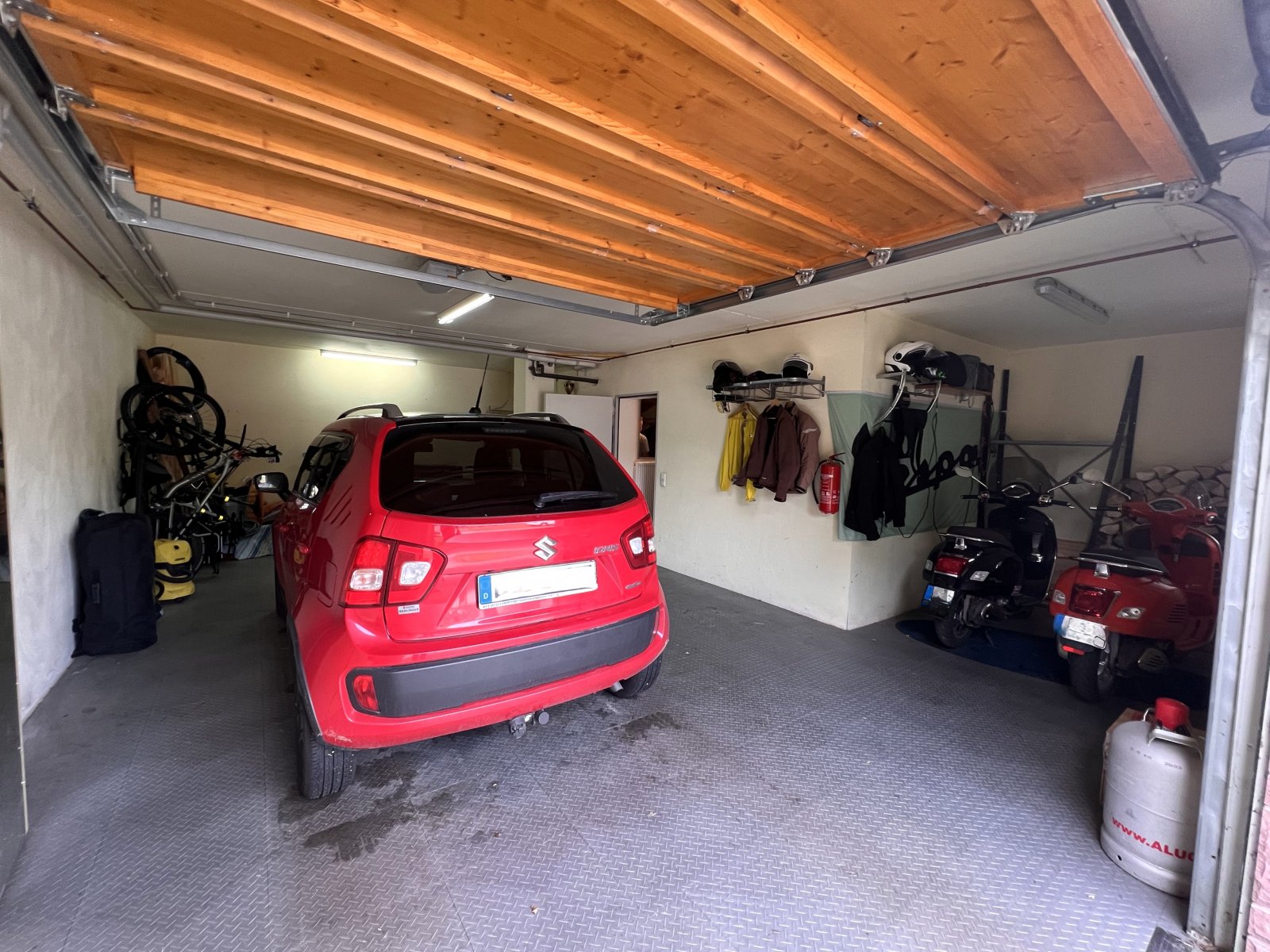 Garage Garage