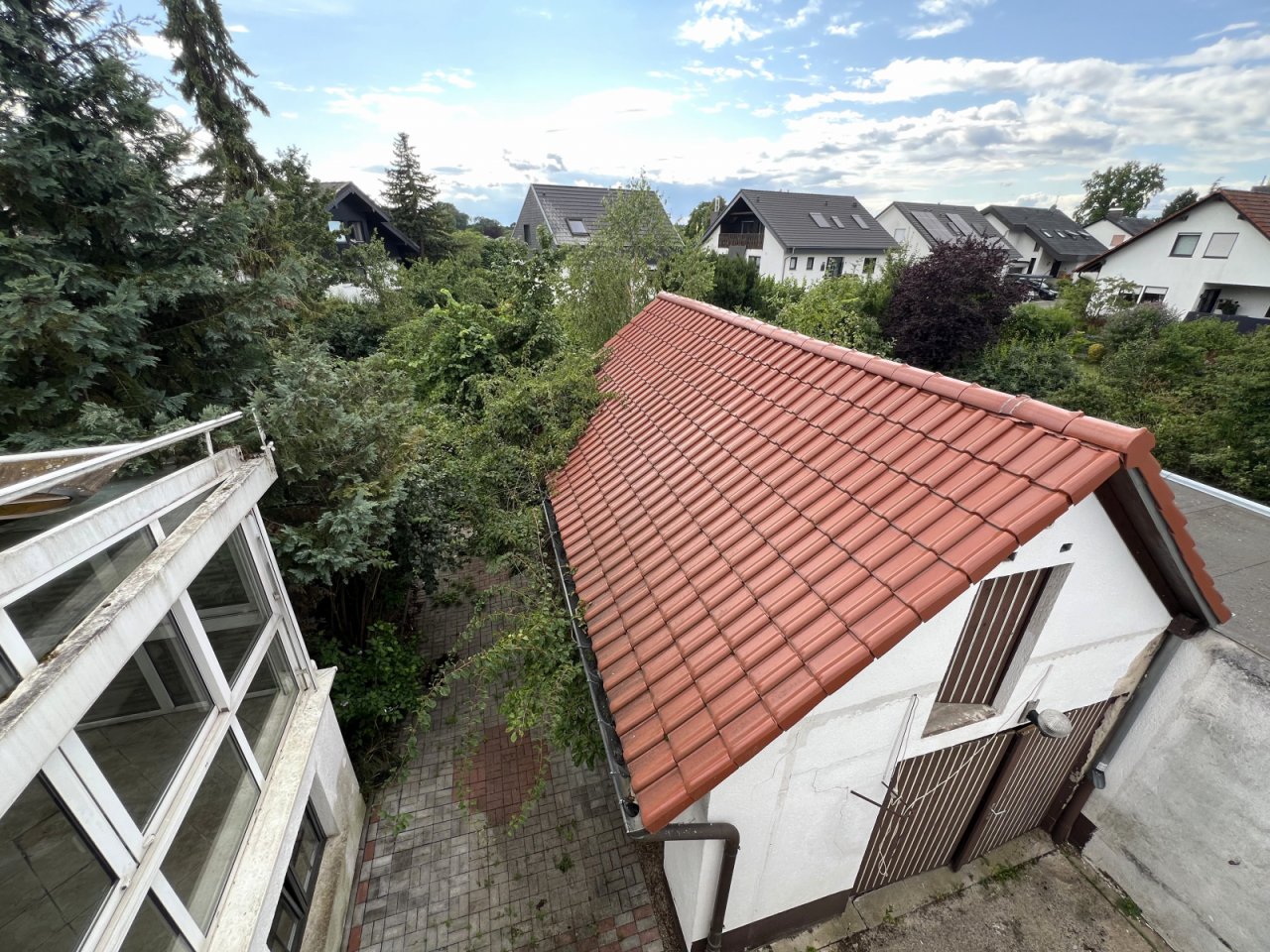 Blick in den Hof & Garten