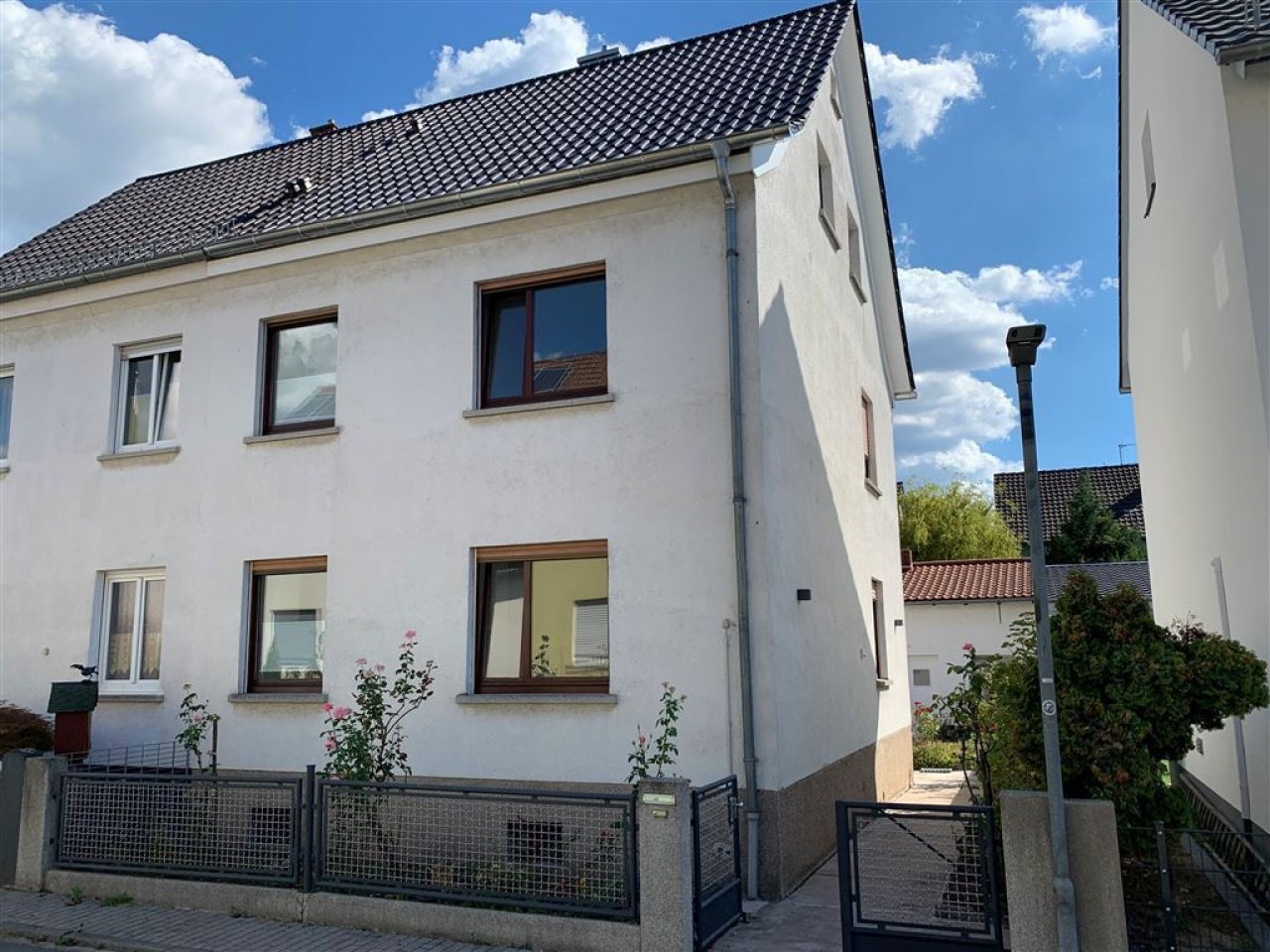 das Häuschen freut sich auf neue Mieter das Häuschen freut sich auf neue Mieter