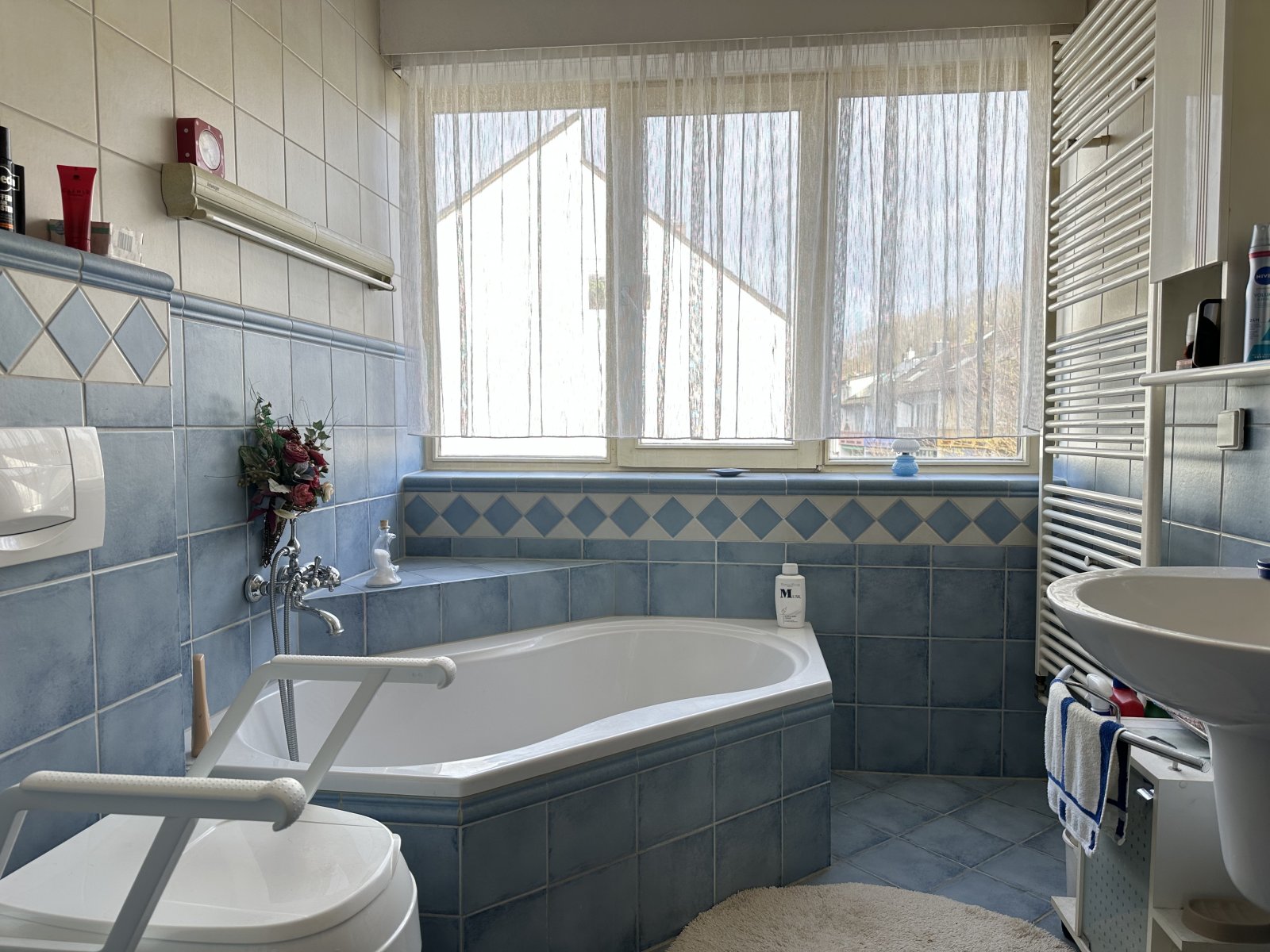 Badezimmermit Badewanne Badezimmermit Badewanne