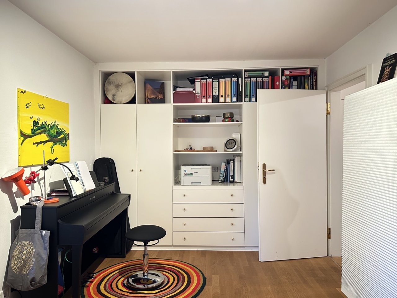 Zimmer mit Einbauschrank