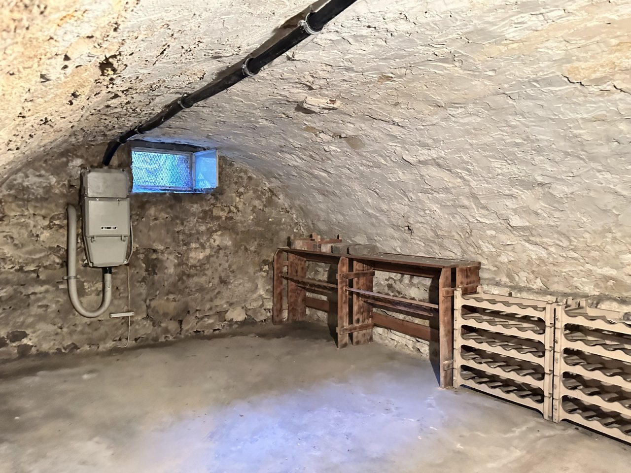 Kriechkeller mit Gewölbe