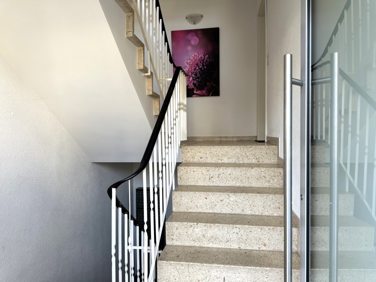 gepflegtes Treppenhaus